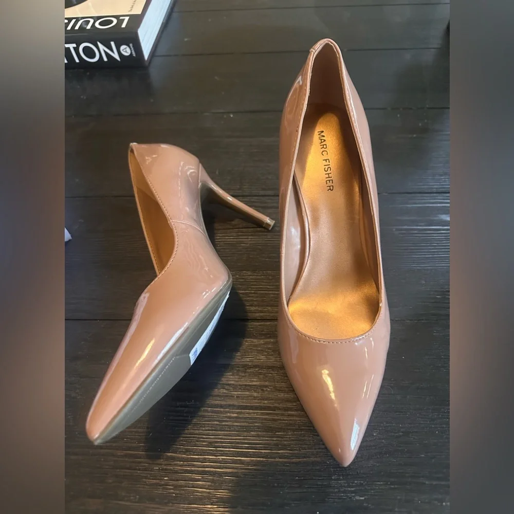 Brand New Marc Fisher Women's Codie Pump🤎 Exclusive - Picture 2 of 3